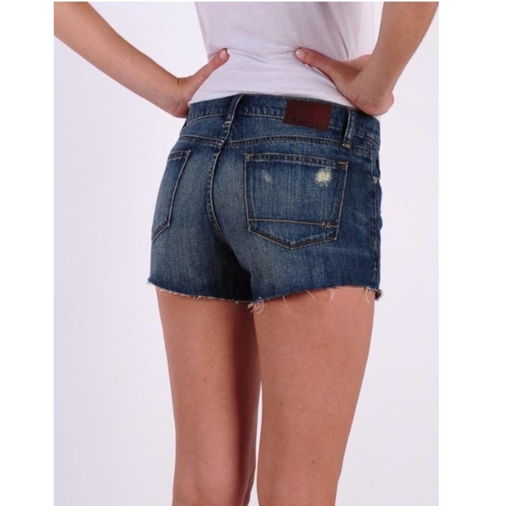 NWT Henry & Belle cut off shorts